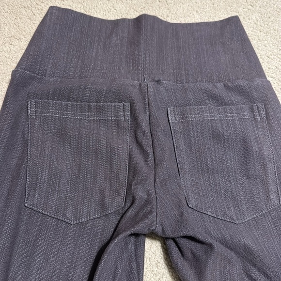 2 pairs of Jeggings!!! - Picture 3 of 5